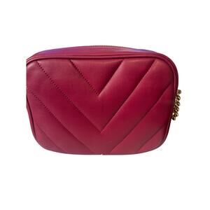 VICTORIA'S SECRET
Crossbody Camera Bag NWT  Cranberry Red